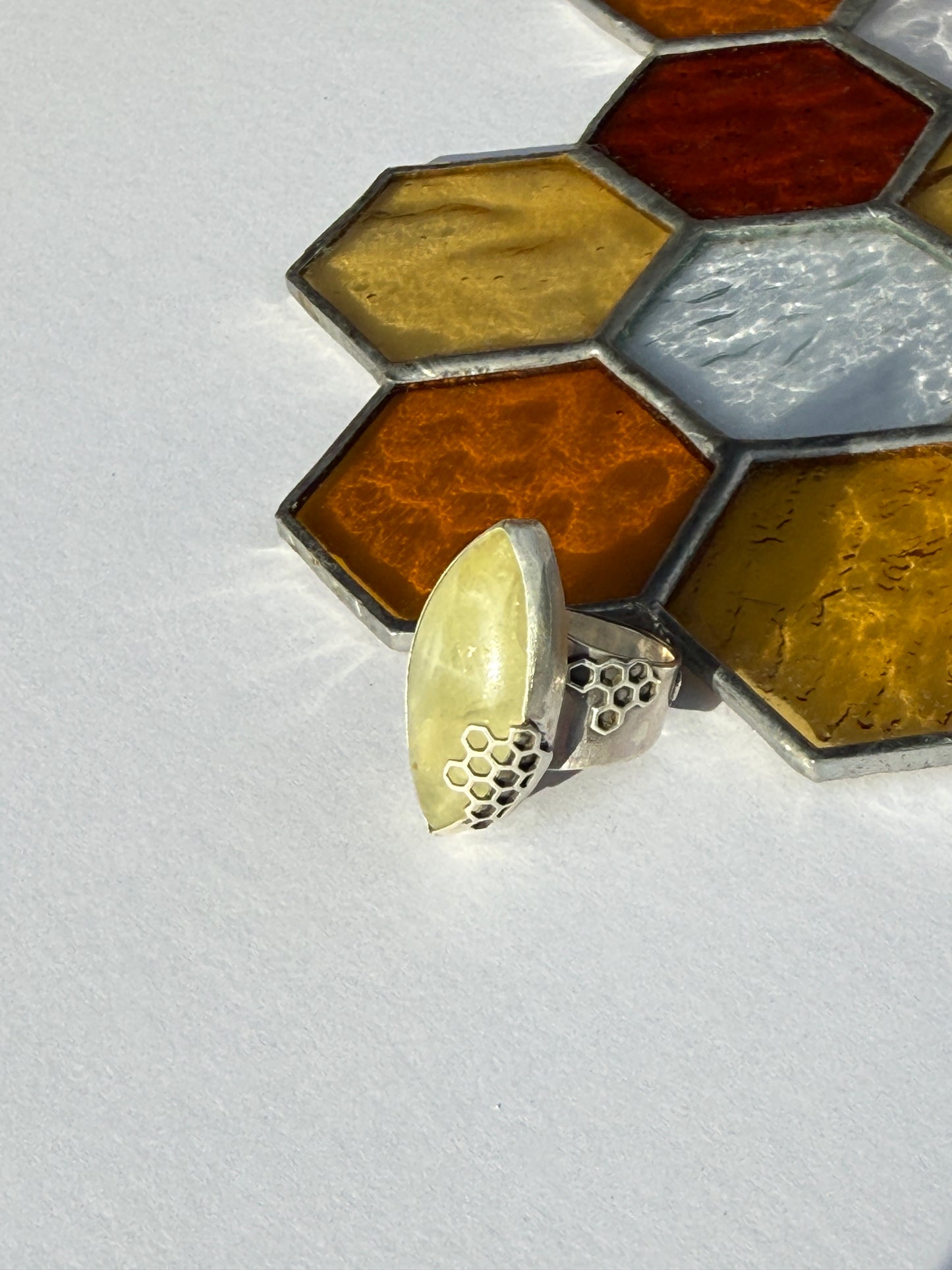 Open Light Ring - Sterling Silver & Lemon Jade - size 8.25