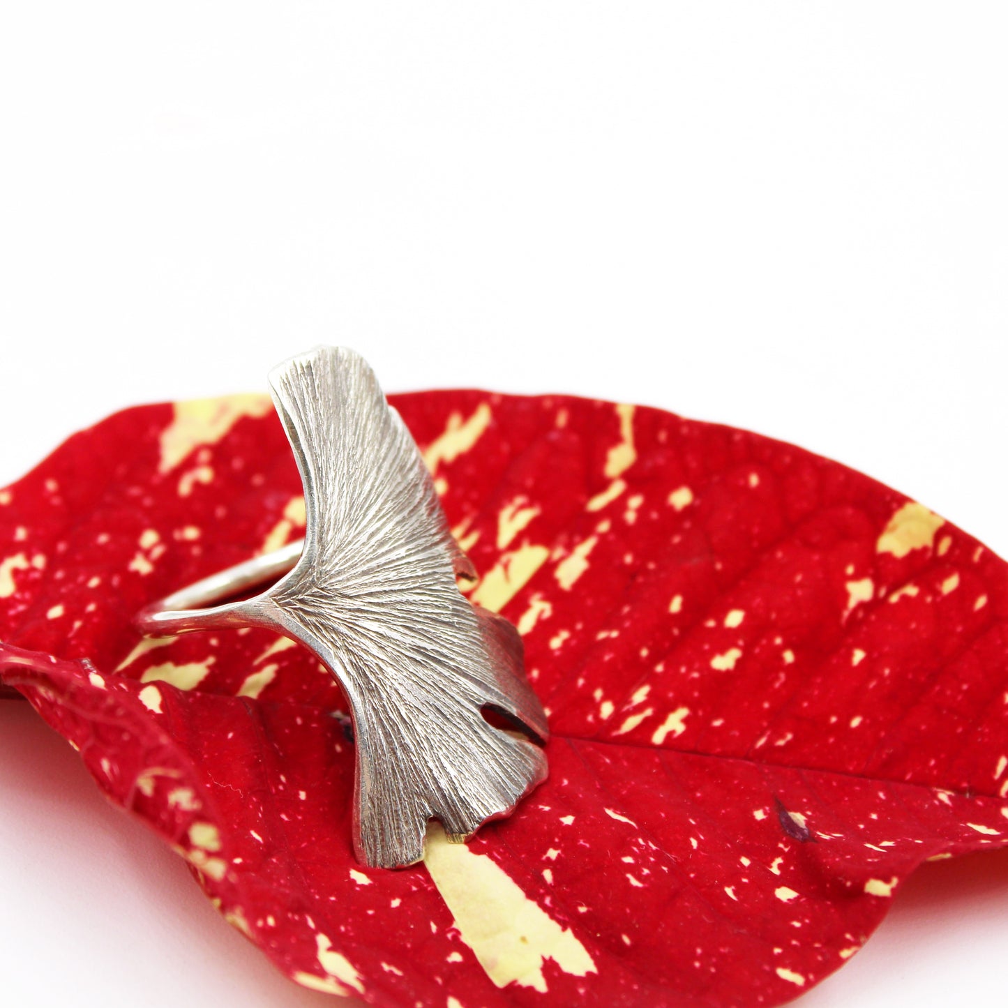 Gingko Grove Rings: Sterling Silver Gingko Leaves