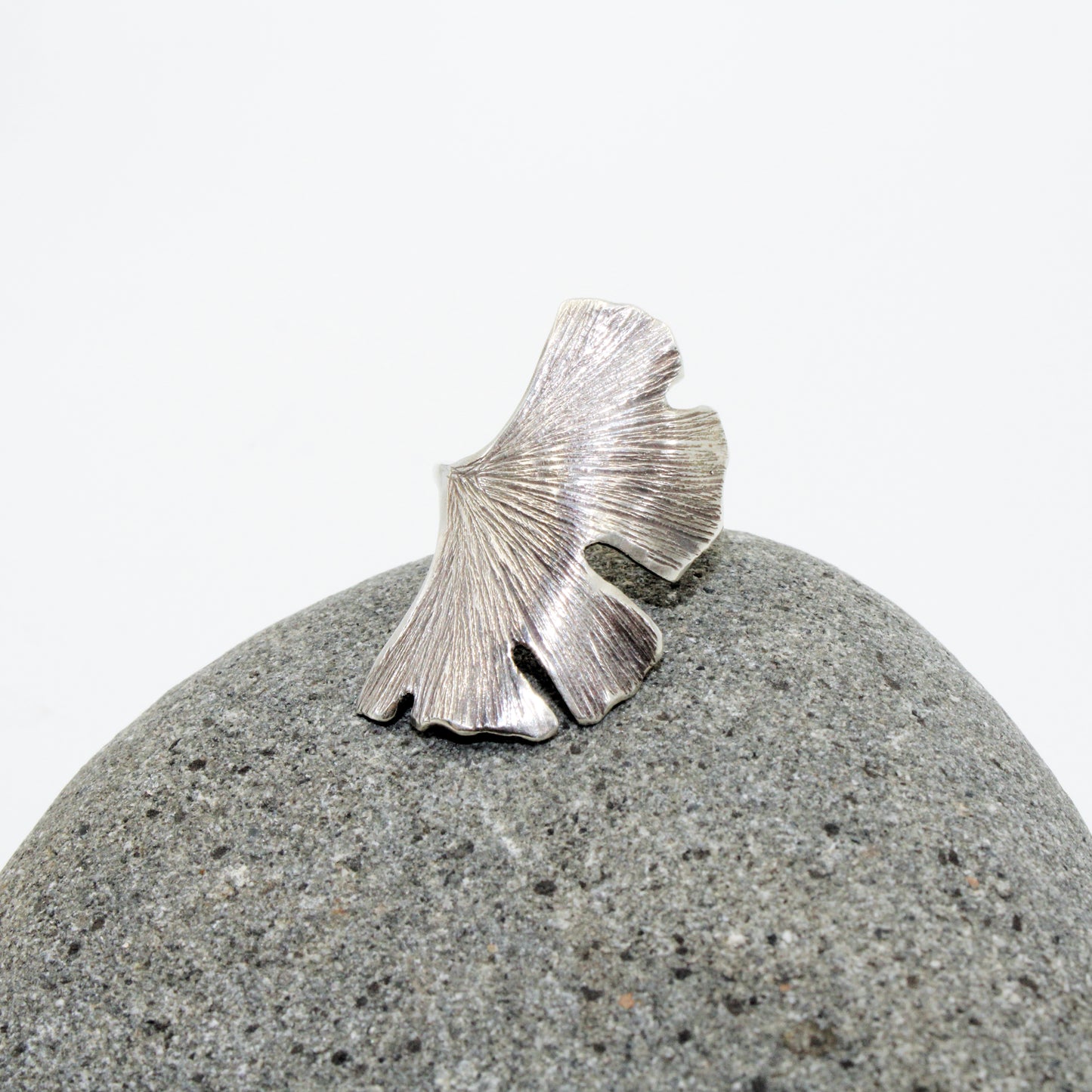 Gingko Grove Rings: Sterling Silver Gingko Leaves