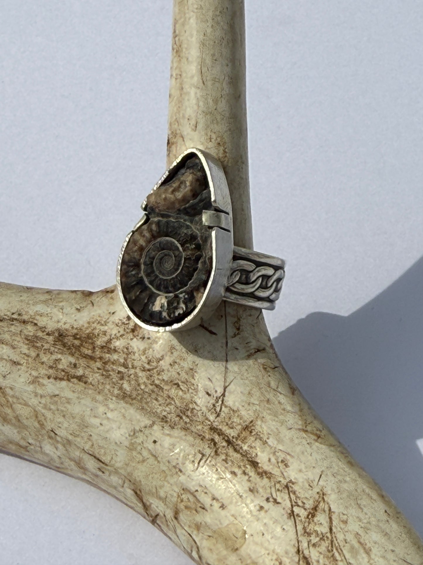 The Rooted Ring: Sterling Silver & Raw Marston Marble - size 8.25