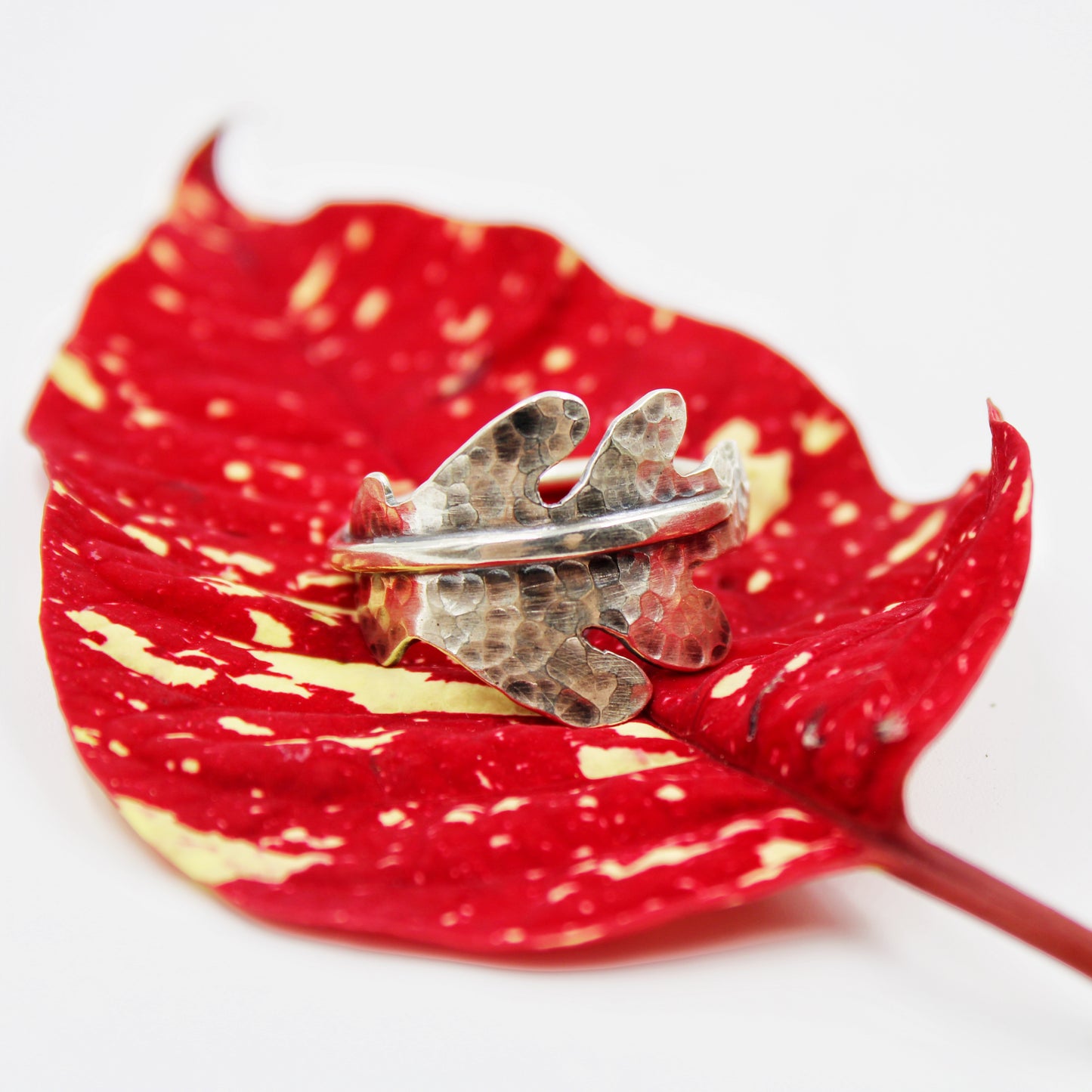 Enduring Oak Rings: Sterling Silver Oak Leaves