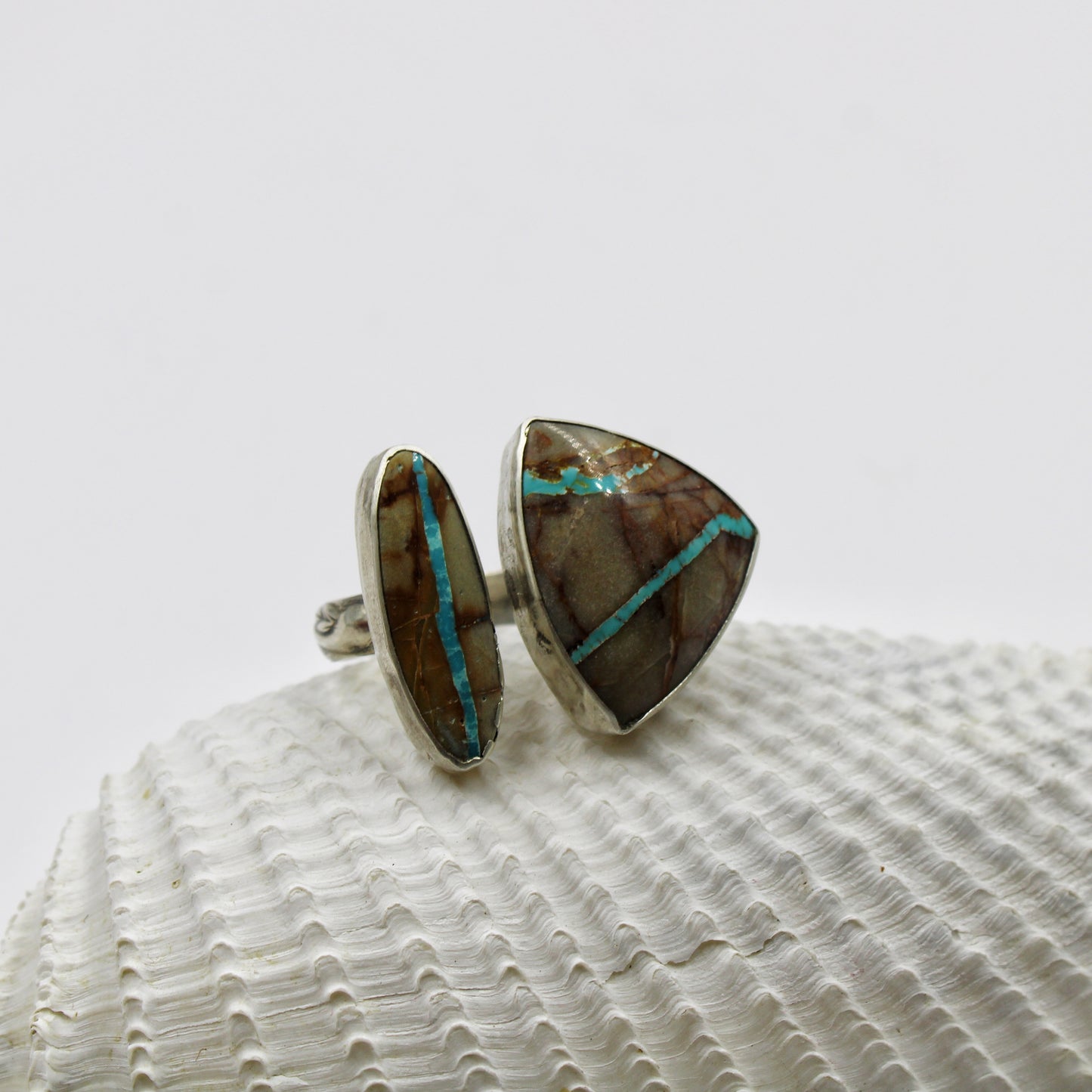 Ribbons of Earth Ring: Sterling Silver & Royston Ribbon - size 9.25