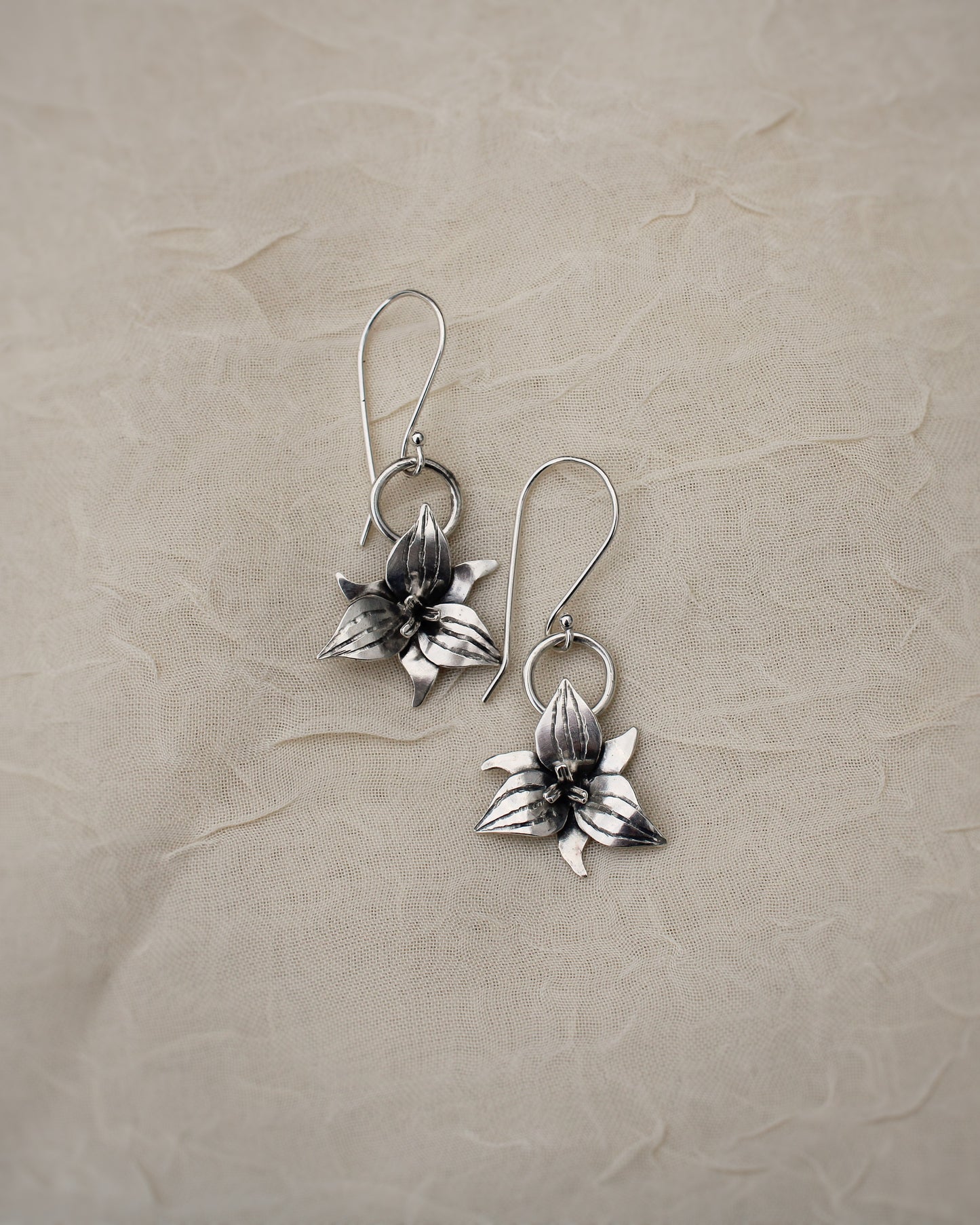 Trillium Bloom: Sterling Silver Trillium Flower Earrings
