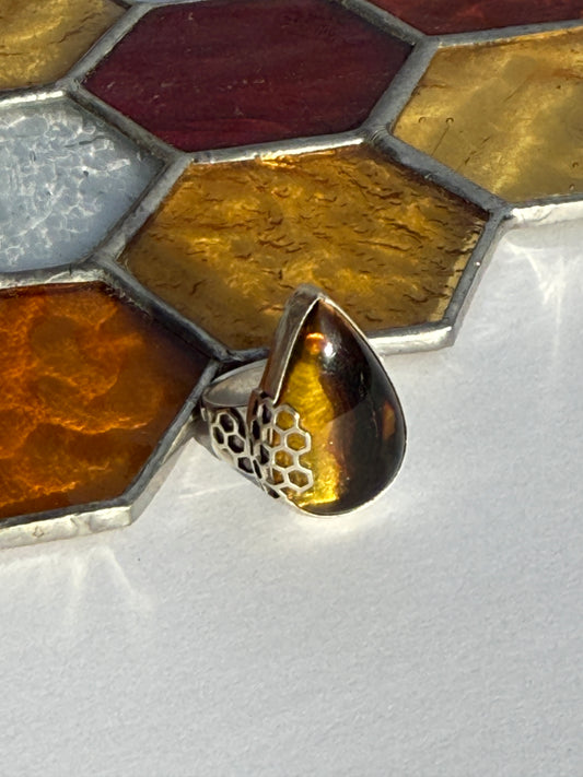 Quiet Glow Ring - Sterling Silver & Chiapas Amber - size 6