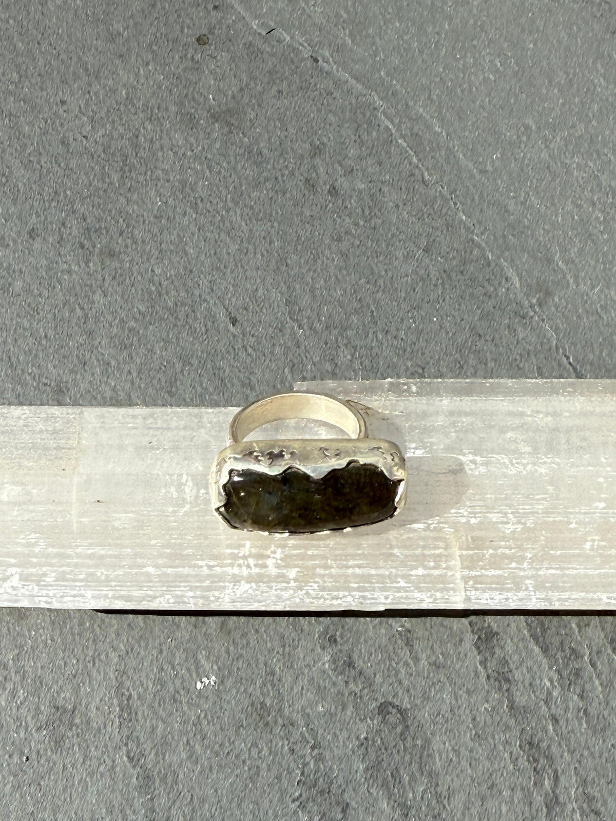 Aurora Ridge Ring: Sterling Silver & Labradorite Mountains - size 7.5