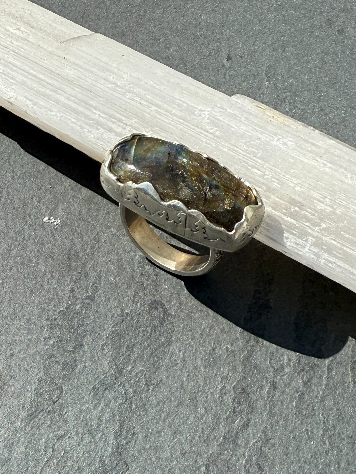 Aurora Ridge Ring: Sterling Silver & Labradorite Mountains - size 7.5